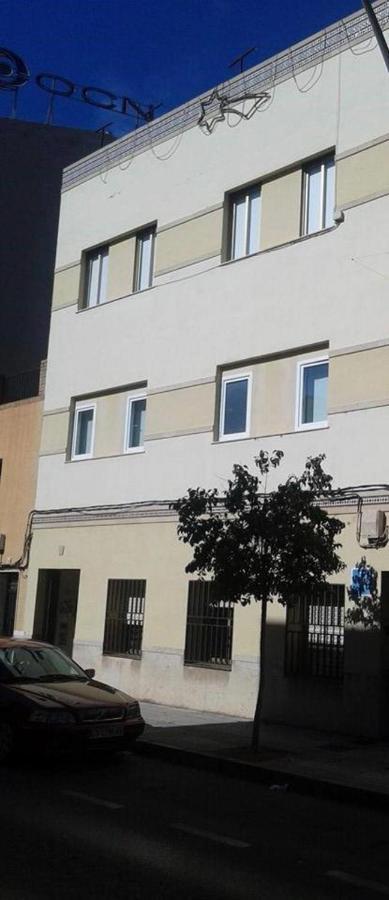 Hello Villarreal Suites Vila-real Ngoại thất bức ảnh